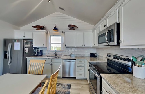 Village of Stump Sound House | Lowe Tide | Beautiful Beach Views!
