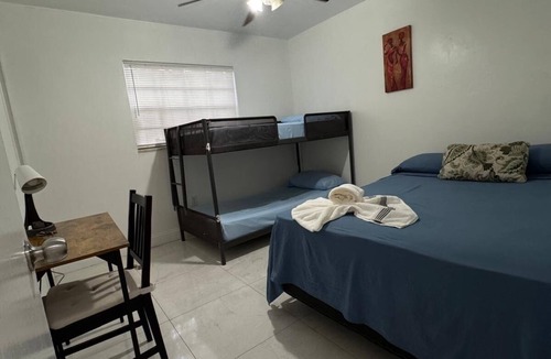 Seybold Hostel | Ludge By Eco-Shared