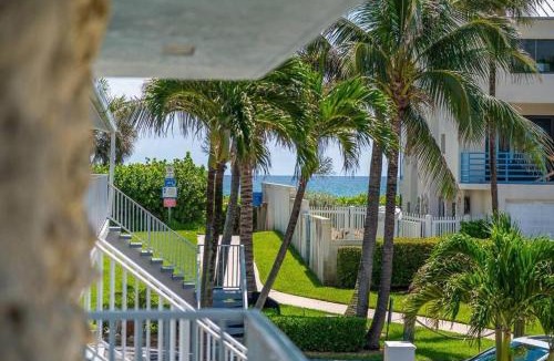 Juno Beach Apartment | Lux Beachside 2nd Floor Condo 3 Steps to the Beach!