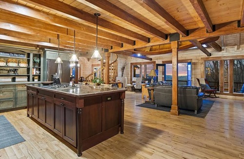 Cherry Log Cabin | Luxe Big Canoe Lodge - Blue Ridge - Mountain Views in charming Cherry Log