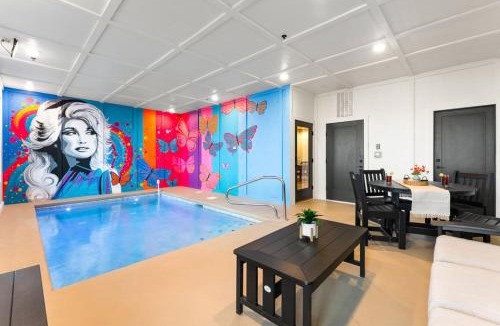Sevierville House | Luxe Mountain Retreat: Indoor Pool & Iconic Views