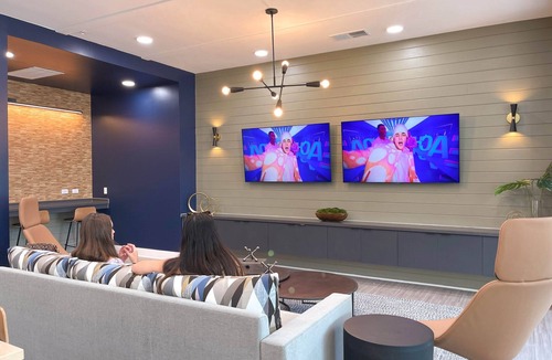 Gainesville Apartment | Luxe One Bedroom Apartment with Balcony