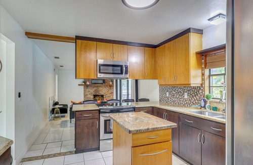 Wimauma House | Luxe Wimauma Home w/Pool & Lake Views!