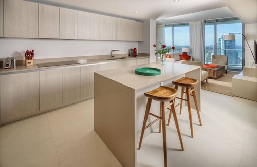 Hallandale Beach Apartment | Luxurios One Bedroom Condo Beachfront Building