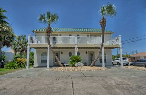 Bel Air House | Luxurious 6 BR Beachfront Villa