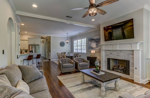 East Memphis House | Luxurious, Spacious Memphis Home - Theatre/Game Room, Patios