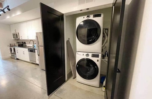 Judson Apartment | Luxury 1-bedroom apartment with pool