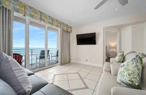 Brush - Stewarts House | Luxury 10th Floor 3 BR Condo Direct Oceanfront Wyndham Ocean Walk Resort Daytona Beach | 1011