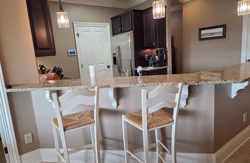 Auburn Condo | Luxury 2 bedroom/2 bath condo steps from Toomer's Corner Downtown Auburn