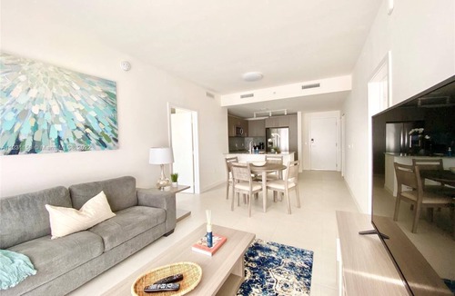 Doral Condo | Luxury 2 bedrooms apartment at Doral