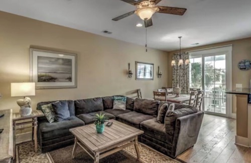 Windy Hill Hotel | Luxury 2BR Villa | Modern Comforts | North Myrtle Beach