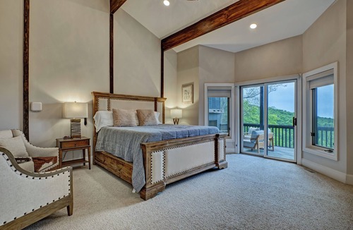 Sapphire House | Luxury 4 BR Mountain Retreat With 3 King Suites-Sleeps 13