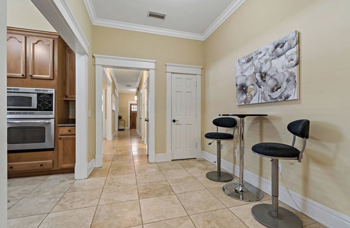 Hyde Park House | Luxury 5-Bedrooms Townhouse + Apartments, Hyde Park, Tampa