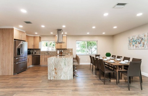 Dania Beach Villa | Luxury 5 Villa Heated Pool near Beach & Casino