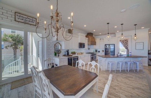 Villa Primera House | Luxury 6-Bedroom, 6.5-Bath Gulf Front Home w/Private Pool!