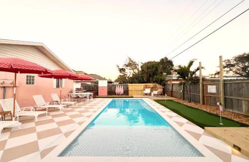 Port Canaveral House | Luxury Beach House Oasis 3 Blocks from the Beach