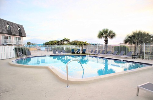 Avon By The Sea Condo | Luxury Beachfront Penthouse. Next To Pier W/Heated Pool and Private Balcony! 🌴