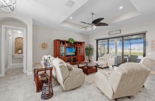 Burnt Store Villa | Luxury breathtaking Villa with direct Gulf access & Heated Pool, Villa Manatee Sight
