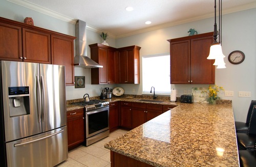 Crystal Beach House | Luxury-Lg Private Salt Water Pool-6 Seat Golf Cart-4Min Walk toBeach-Balcony!