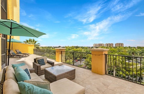 Cape Harbour Condo | Luxury outdoor patio A+Amenities! Cape Coral FL 3B/2B