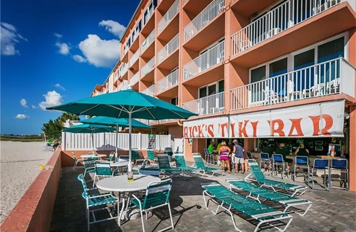 Treasure Island Apartment | Luxury Penthouse Suite at the Island Inn Beach Resort