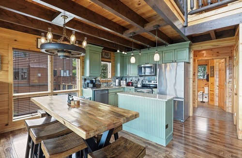 Sevierville Cabin | Luxury Retreat, Unobstructed Panoramic View, Central Location,Hot Tub, EV,Arcade