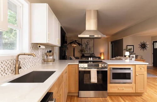 Tucker House | Luxury Tucker Getaway