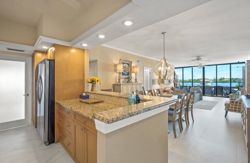 Siesta Key Condo | Luxury Waterfront Condo w/Lanai & Bay Views | Close to Beach & Steps to Heated Pools