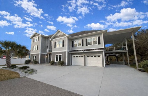 Socastee House | Luxury Waterfront Estate | Pool, Theater, Sleep 20