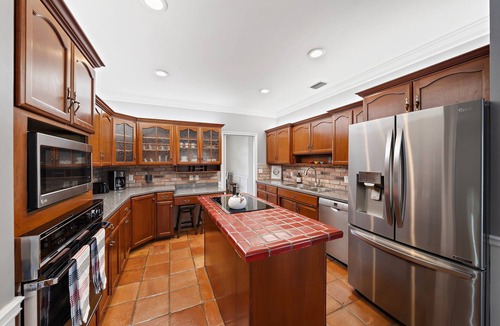 Wellington House | Luxury Wellington Home with a Beautiful Pool