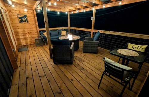 Coalmont Cabin | Luxury Woodland Cabin Near The Caverns & Savage Gulf, Tennessee