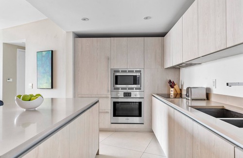 Seybold Condo | Lyfe Resort and Residences on the beach