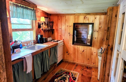 Scaly Mountain Cabin | Magical Stays in Scaly Mountain Cabin