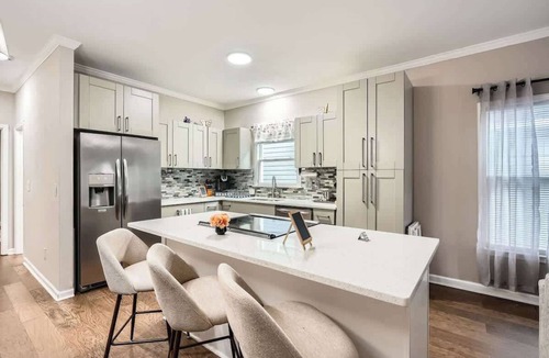 Pittsburgh House | Magnificent Atlanta 4 Bed Retreat
