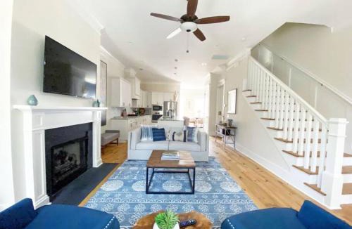 Historic District - North House | Magnolia Estate - 3 Separate Units, Courtyard