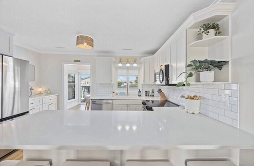 Cherry Grove Beach House | Magnolia House | 5BR SC-Inspired Home