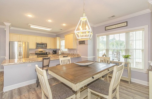 Central Myrtle Beach Apartment | Magnolia Pointe 201