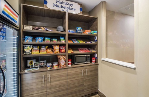 Union City Hotel | MainStay Suites at Discovery Park of America