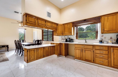 Southwest Ranches House | Majestic Home 7 Bedroom w/Heated Pool, Massive Yard & Driveway