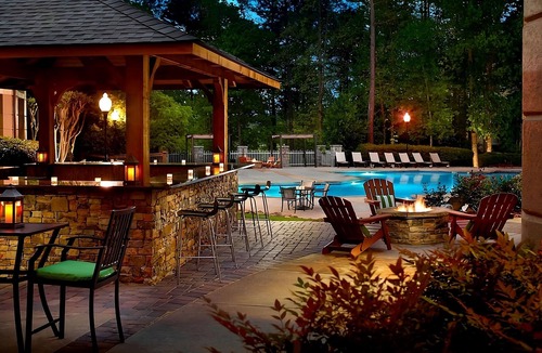 Stone Mountain Hotel | Majestic Views! Pet-friendly Accommodation near Dinosaur Explore! FREE Parking!