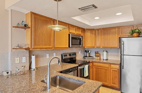 Englewood Condo | Manatee Harbor: Marina, Heated Pool-Spa, Island Ferry with PRIVATE Beach access!