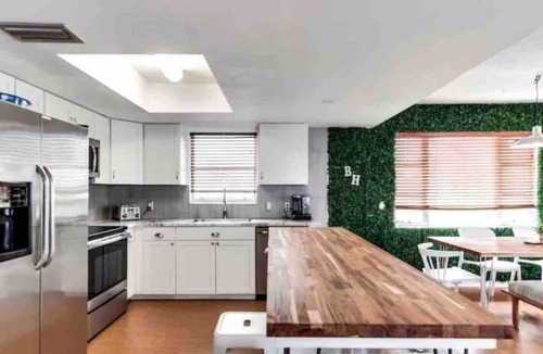 Rocky Point House | Manatee Pocket! Whole House & Backyard to Yourself
