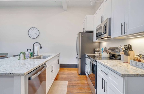 Roanoke Apartment | Marigold Loft - Sunlit Luxury Near Shops & Eats