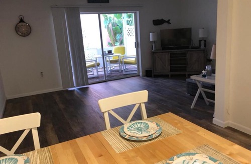 Bayview Apartment | Marine Cottage Beach