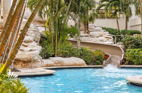 Marco Island Villa | Marriott's Crystal Shores Upper Level Poolside 2BR Luxury Villa Marco Island FL