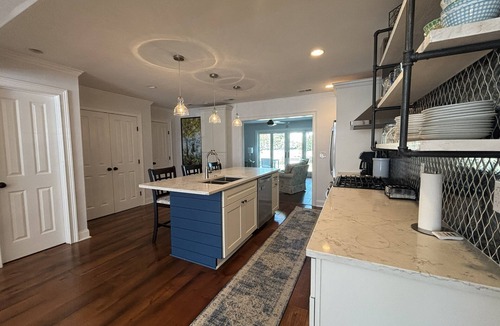 Charleston House | Marshview townhome in Charleston for 30-day stays 3BR/2.5BA.