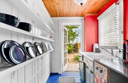 Vilano Beach Apartment | Marvelous Mermaid Bungalow, Dog-Friendly Downstairs Apt in Prime Vilano Beach