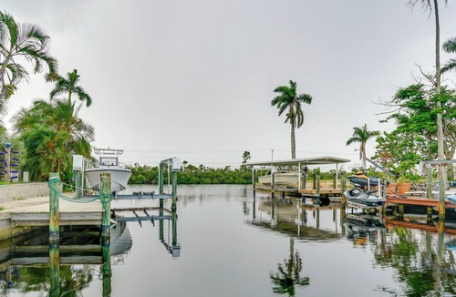 Matlacha Isles House | Matlacha Isles Waterfront Retreat w/ Dock & Deck!