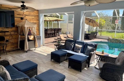 Lake Magdalene House | Mediterranean Villa - Theater - Gym and Heated pool