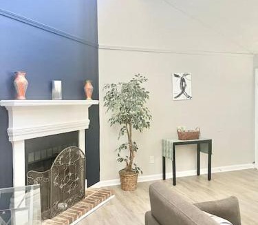 Athens Apartment | Memorable and Enjoyable Near all the Action in Athens